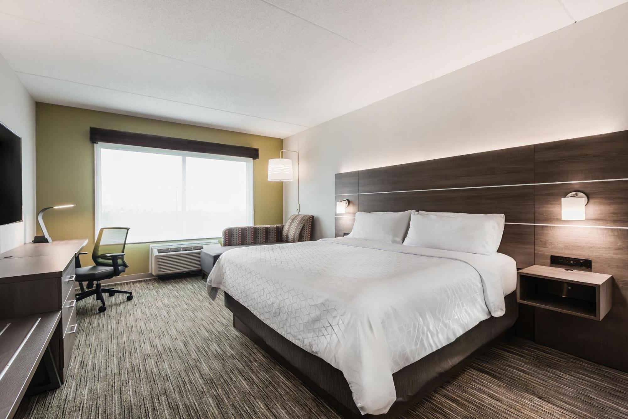 Hotel Express & -