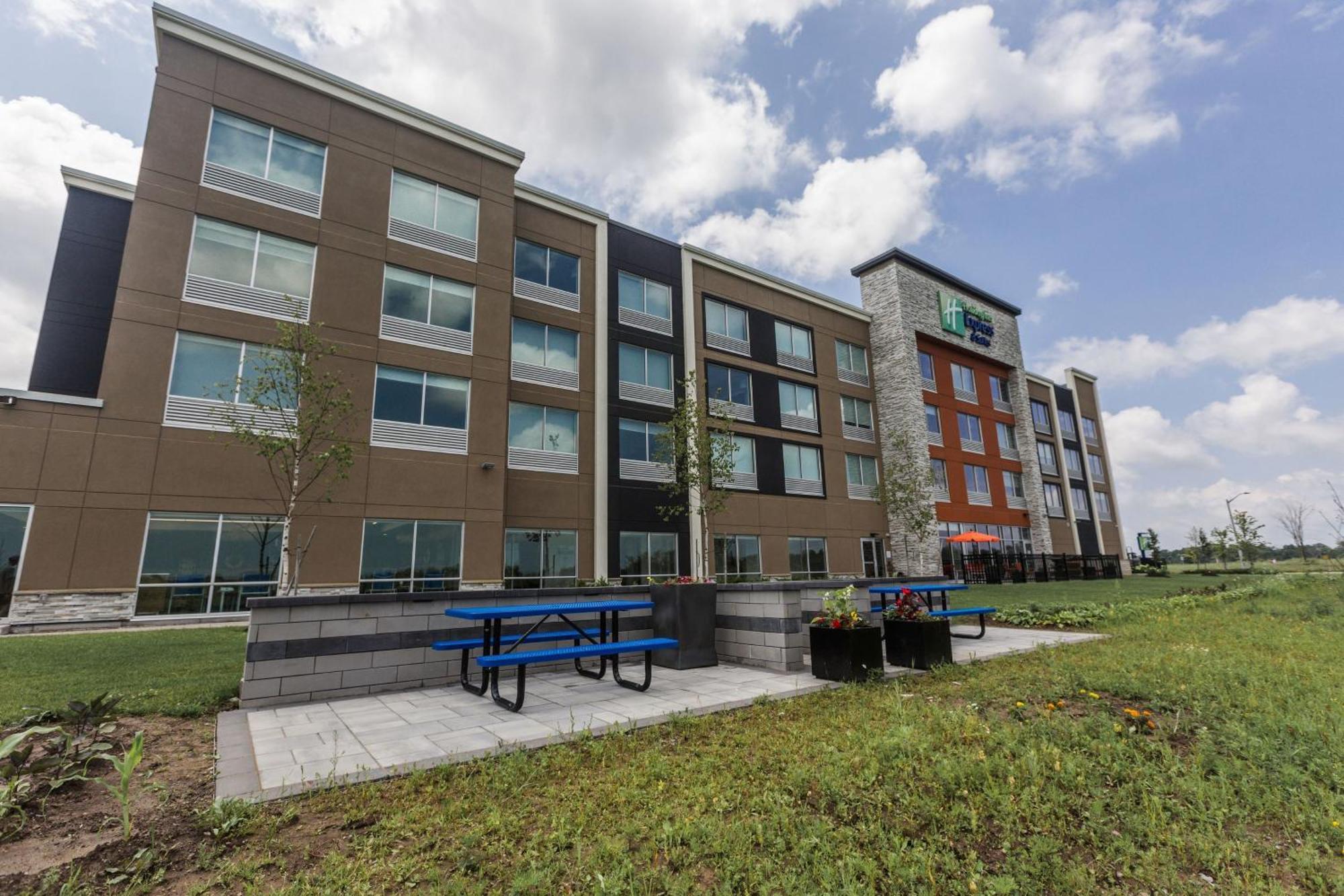 Express & - Hotel Welland